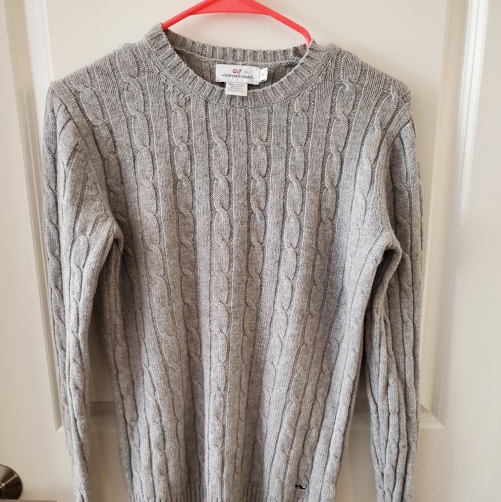 Vineyard vines sweater